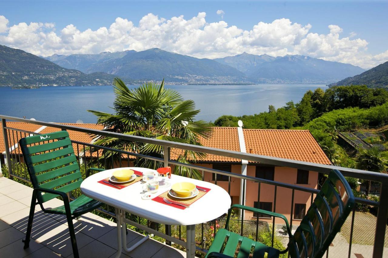Residenza Arcobaleno Lägenhet Pino Lago Maggiore Exteriör bild